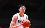 开云-北京66-81浙江遭4坏消息！内线被虐，外援配置辣眼，球队无活力！